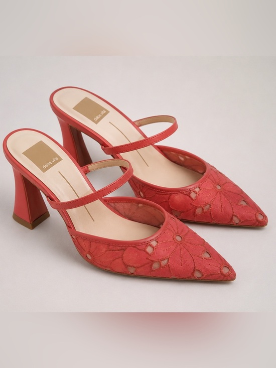 DOLCE VITA Shoes - Dolce Vita Nalini Coral Floral Pointed Toe
Heels Size 7.5 New